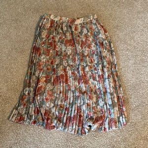 Vintage pleated skirt